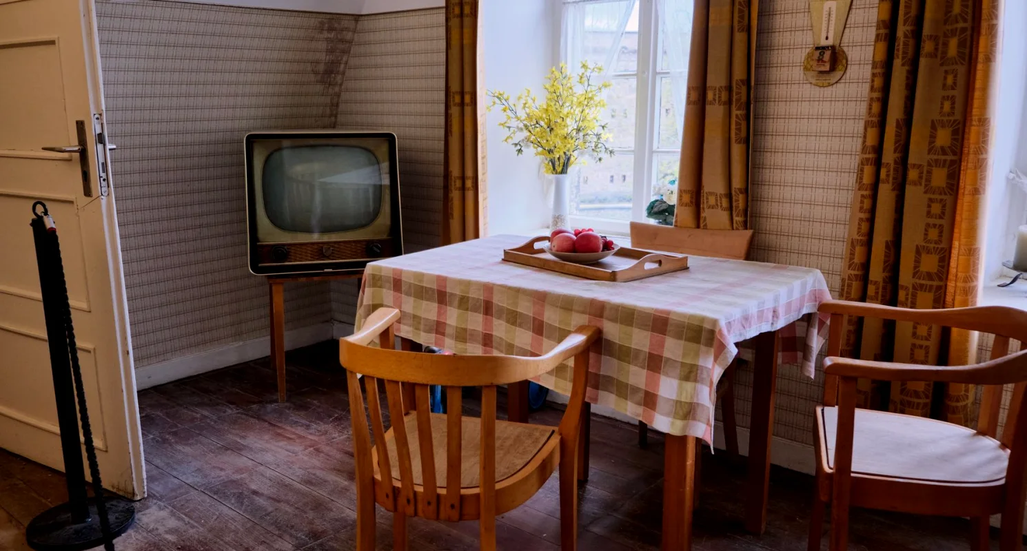 Studio or Your Premises: Choosing Where to Record an Interview