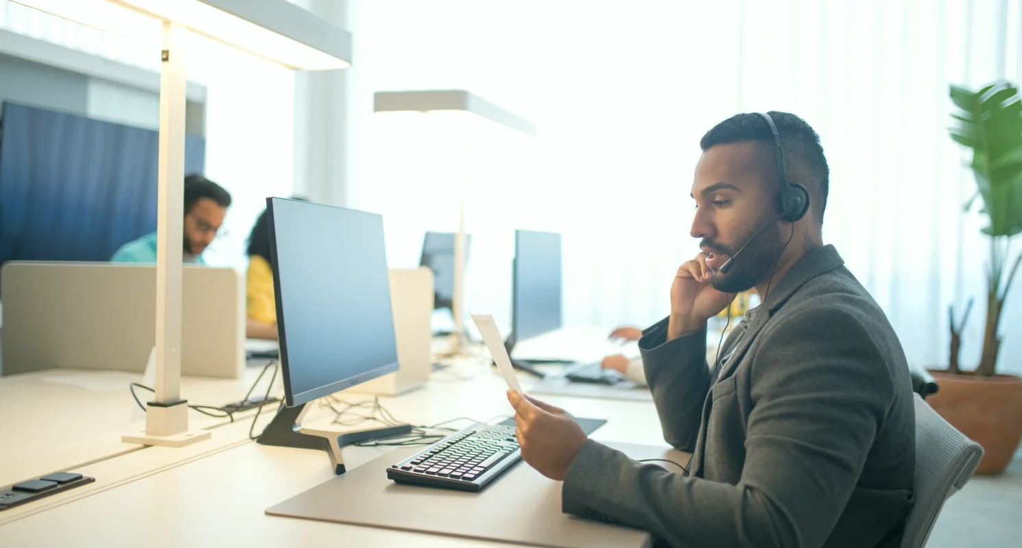 Newsroom workflow checklist: what to settle before you decide